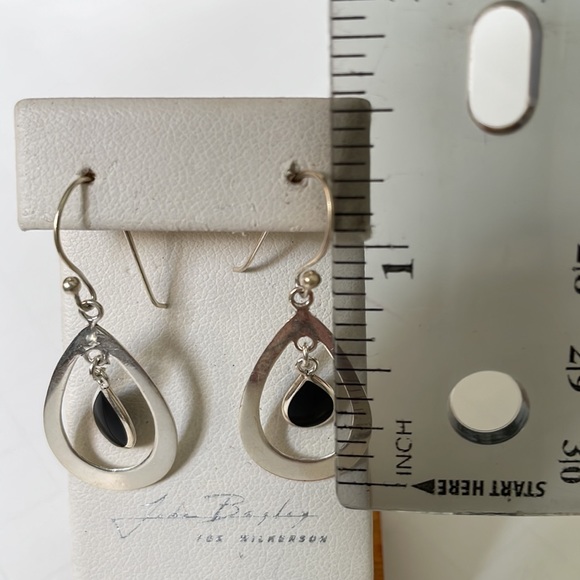 Sterling Silver Tear Drop Onyx Dangling Earrings - Picture 3 of 4